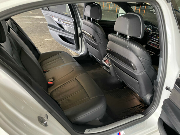 BMW 7 серия G12 (Long), 2017 г.