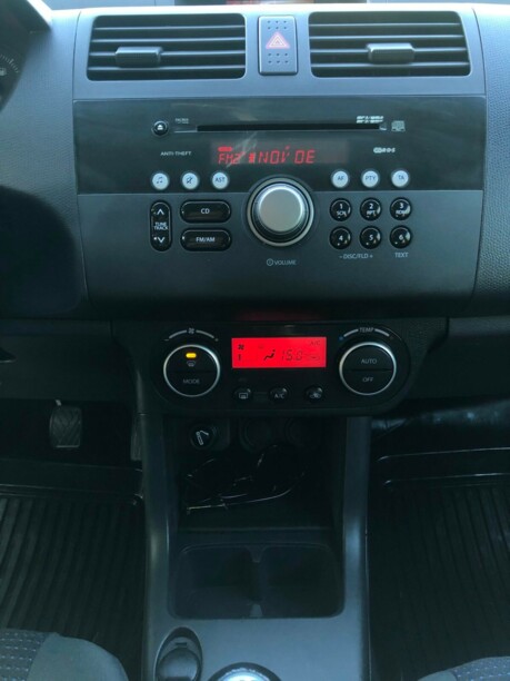 Suzuki Swift III, 2009 г.