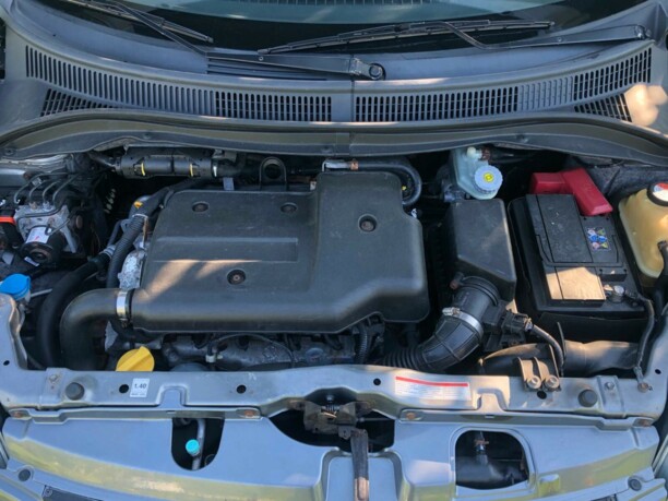 Suzuki Swift III, 2009 г.