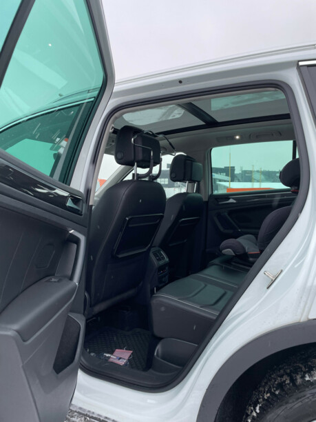 Volkswagen Tiguan II, 2017 г.