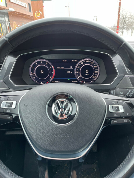 Volkswagen Tiguan II, 2017 г.