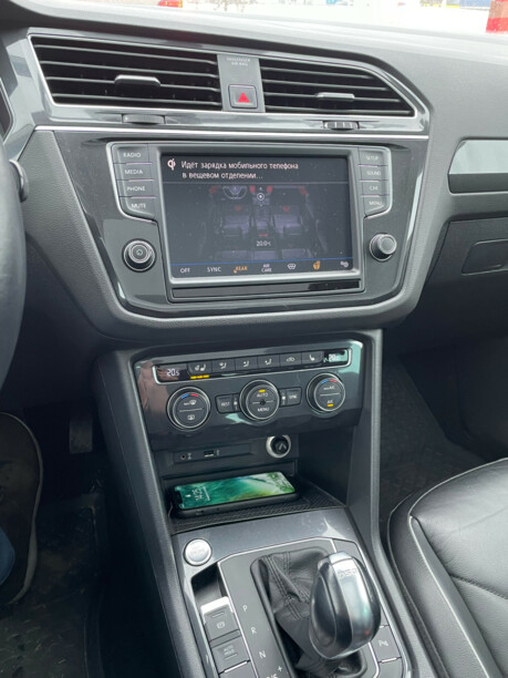 Volkswagen Tiguan II, 2017 г.