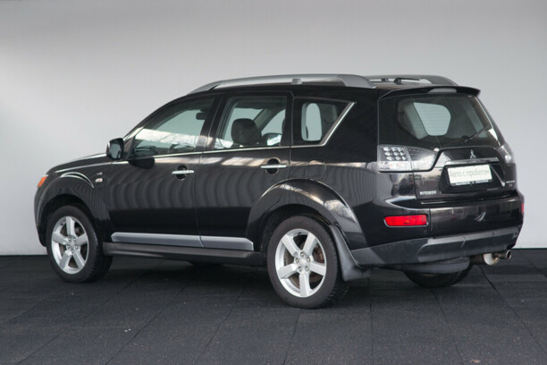 Mitsubishi Outlander XL, 2008 г.