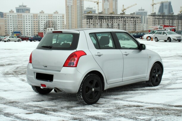Suzuki Swift III, 2008 г.
