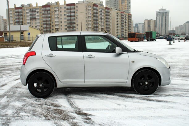 Suzuki Swift III, 2008 г.