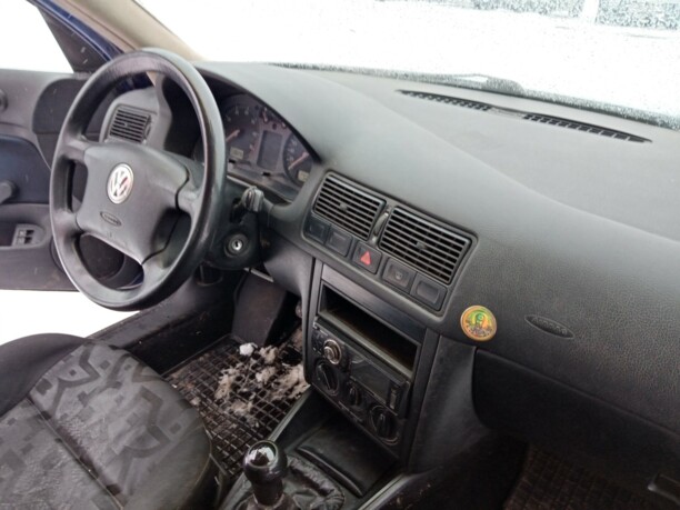 Volkswagen Golf IV, 2001 г.