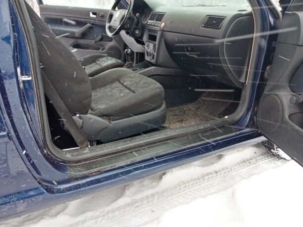 Volkswagen Golf IV, 2001 г.
