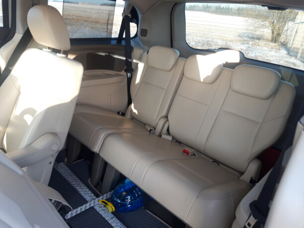 Dodge Grand Caravan V, 7 мест, 2013 г.