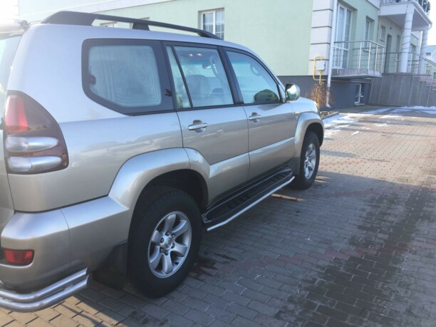 Toyota Land Cruiser Prado J120, 7 мест, 2004 г.