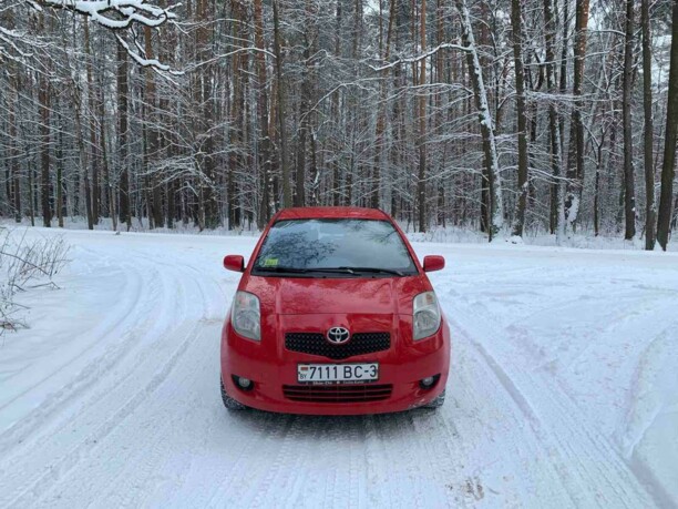 Toyota Yaris II (XP9), 2008 г.
