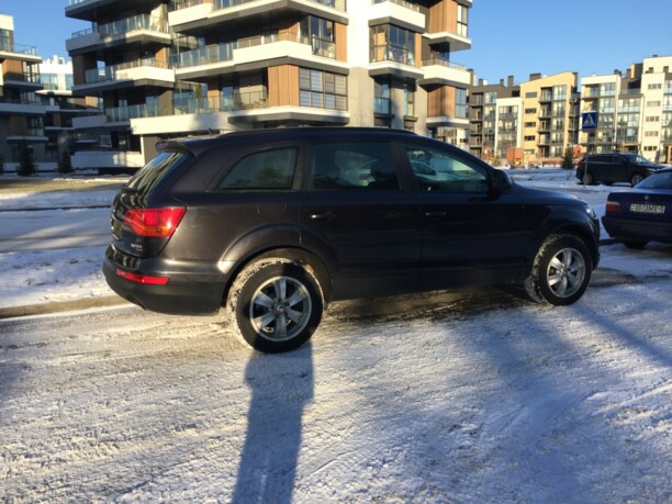 Audi Q7 4L, 7 мест, 2007 г.