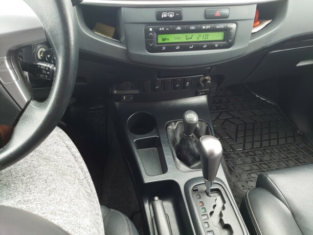 Toyota Hilux VII (AN10) · 2-й рестайлинг, 2015 г.