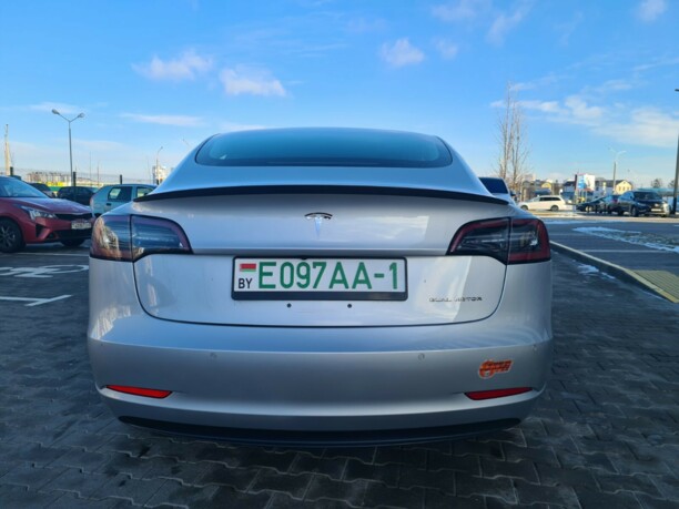 Tesla Model 3, 2018 г.