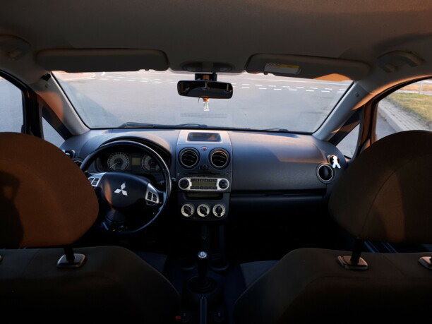 Mitsubishi Colt VI · Рестайлинг, 2011 г.