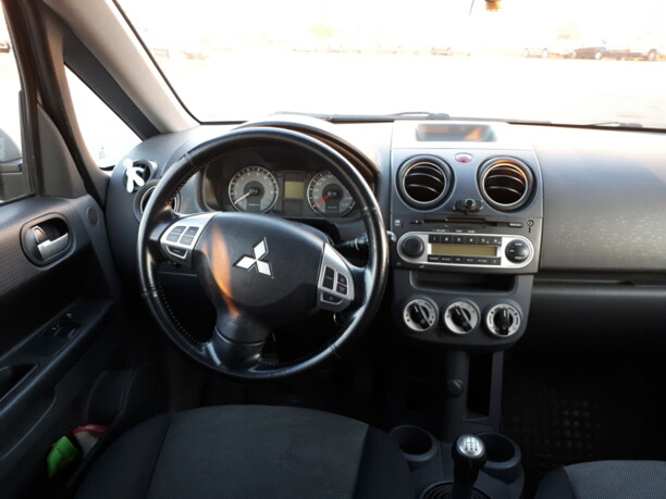 Mitsubishi Colt VI · Рестайлинг, 2011 г.