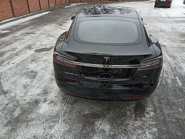 Tesla Model S I · Рестайлинг, 2017 г.