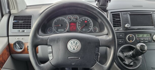 Volkswagen Multivan T5, 2004 г.