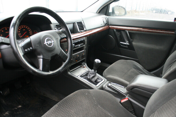 Opel Vectra C, 2002 г.