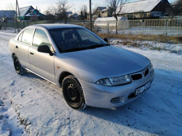 Mitsubishi Carisma I, 1997 г.