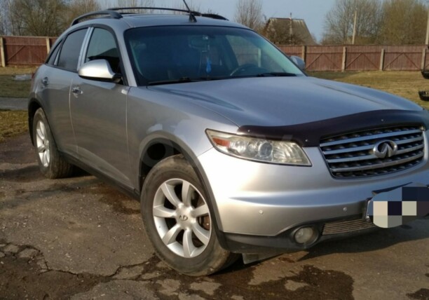 Infiniti FX I, 2003 г.