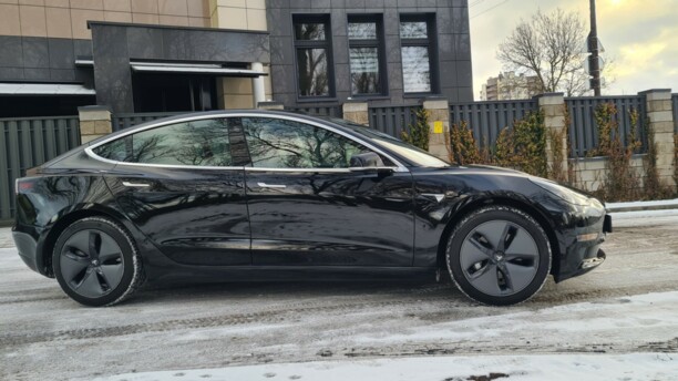 Tesla Model 3, 2020 г.