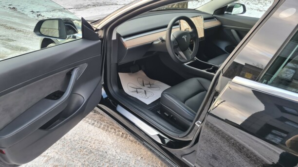 Tesla Model 3, 2020 г.