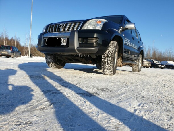 Toyota Land Cruiser Prado J120, 7 мест, 2008 г.