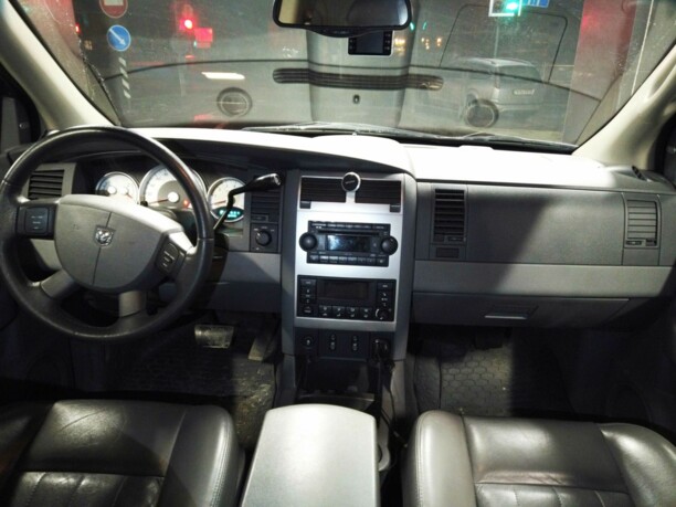Dodge Durango II, 7 мест, 2005 г.