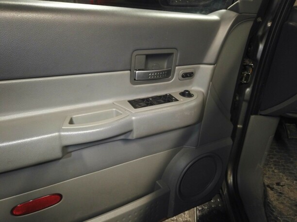 Dodge Durango II, 7 мест, 2005 г.