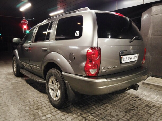 Dodge Durango II, 7 мест, 2005 г.