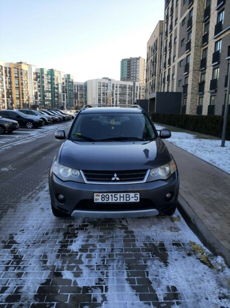 Mitsubishi Outlander XL, 7 мест, 2006 г.