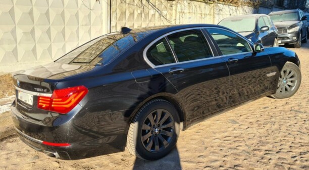 BMW 7 серия F01, F04, 2013 г.