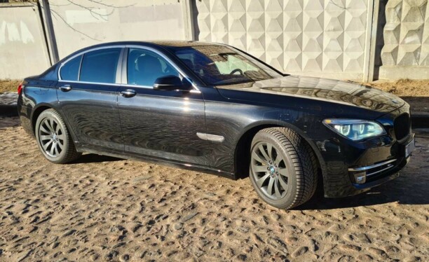BMW 7 серия F01, F04, 2013 г.