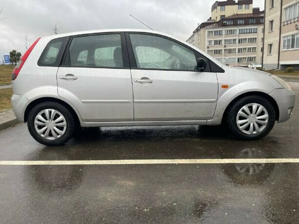 Ford Fiesta V, 2004 г.