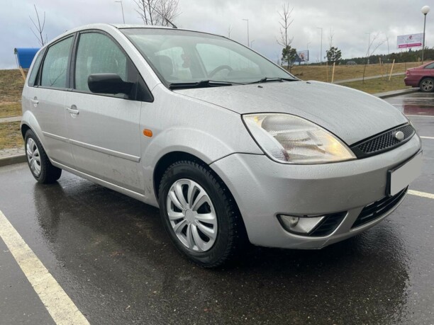Ford Fiesta V, 2004 г.