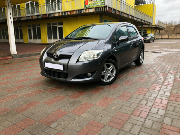 Toyota Auris I (E150), 2009 г.