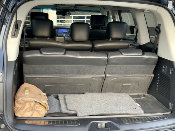 Infiniti QX56 II, 7 мест, 2012 г.