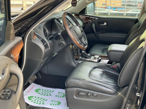 Infiniti QX56 II, 7 мест, 2012 г.