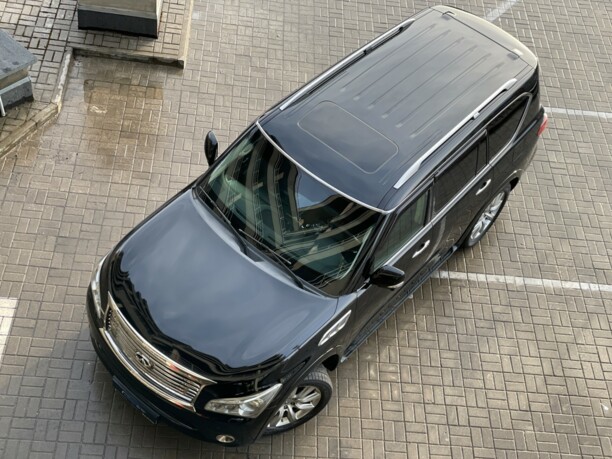 Infiniti QX56 II, 7 мест, 2012 г.