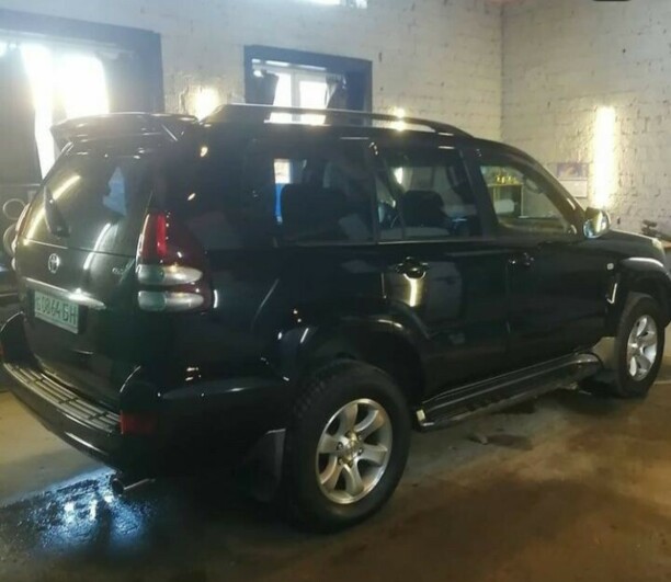 Toyota Land Cruiser Prado J120, 7 мест, 2006 г.