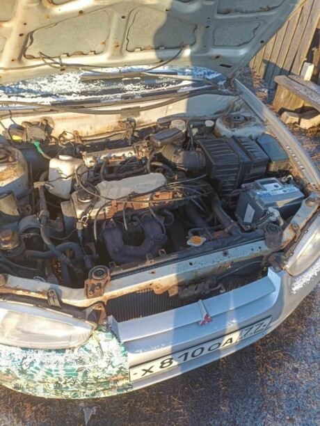 Mitsubishi Colt V, 1999 г.