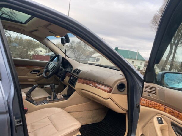 BMW 5 серия E39, 2002 г.