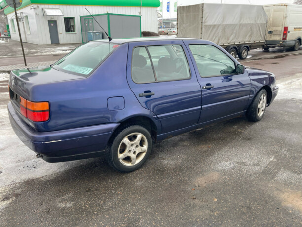 Volkswagen Vento, 1996 г.