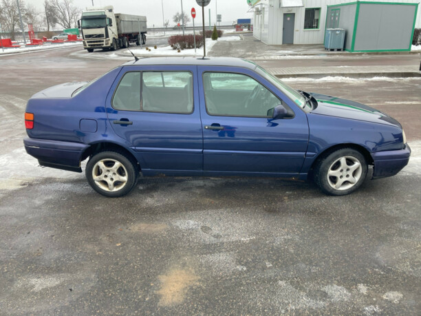 Volkswagen Vento, 1996 г.