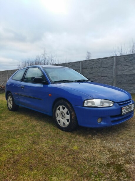 Mitsubishi Colt V, 1998 г.