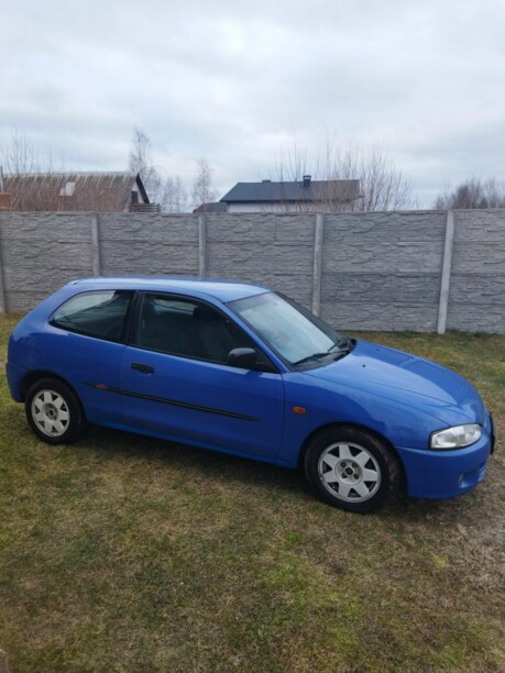 Mitsubishi Colt V, 1998 г.