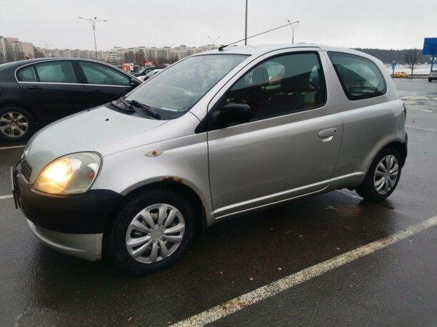 Toyota Yaris I (P1), 2002 г.