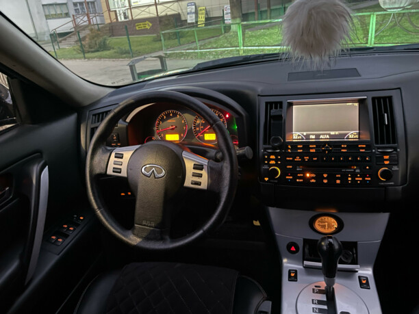 Infiniti FX I, 2003 г.