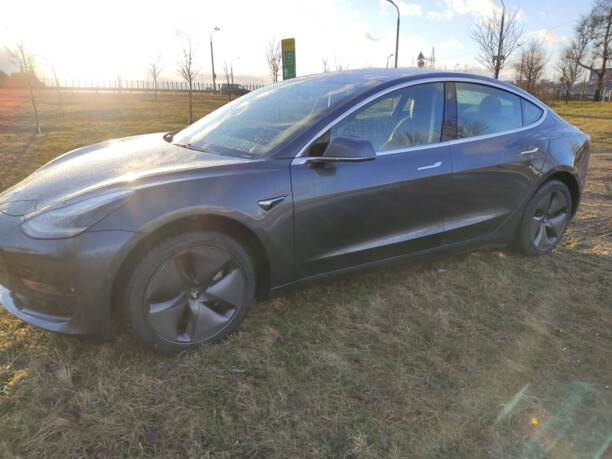 Tesla Model 3, 2019 г.