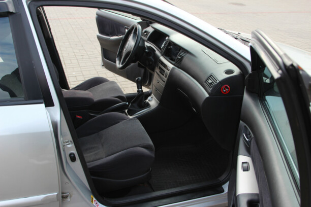 Toyota Corolla IX (E120, 130), 2003 г.